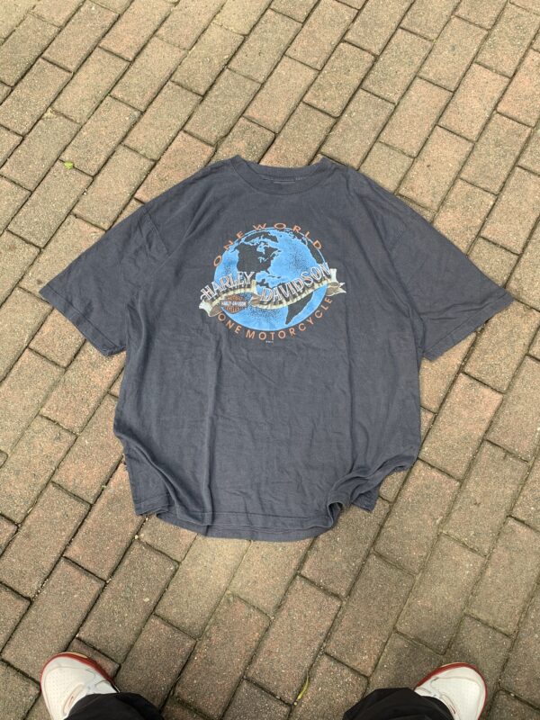 Vintage 1996 Harley-Davidson T-Shirt One World - Image 5